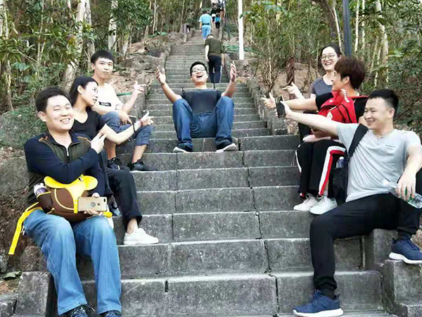 聯(lián)樂實(shí)業(yè)-員工風(fēng)采